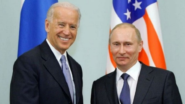 Le Kremlin conditionne un sommet Poutine-Biden à 