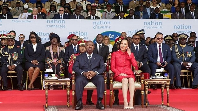 Pour la fête nationale, les Gabonais sont venus voir leur président de leurs propres yeux