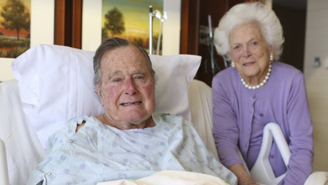 George Bush père hospitalisé pour une pneumonie bénigne