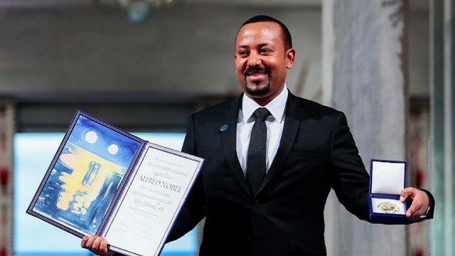 L'Ethiopien Abiy associe les ex-frères ennemis érythréens à son Nobel de la paix