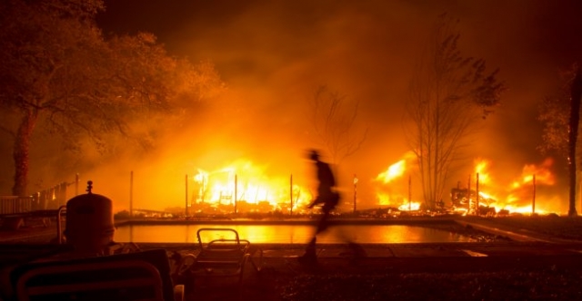 Le bilan des incendies en Californie porté à 40 morts