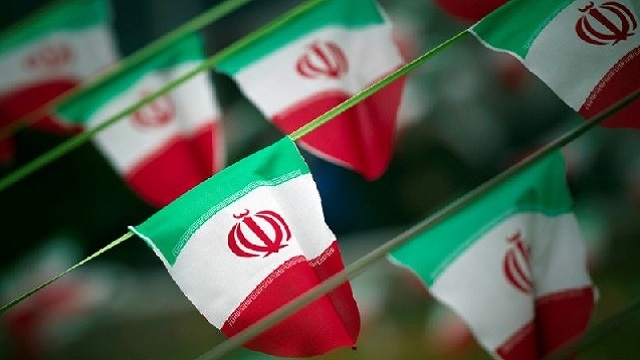 L'Iran salue de 