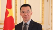 L'ambassadeur de Chine en France défend la politique zéro Covid et minimise la contestation historique