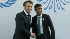 Emmanuel Macron reçoit Rishi Sunak pour « renouer les fils » abîmés par le Brexit