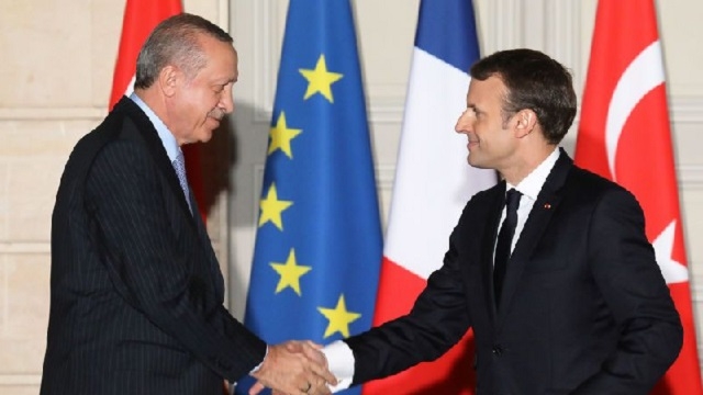 Macron prône au côté d'Erdogan un partenariat entre UE et Turquie