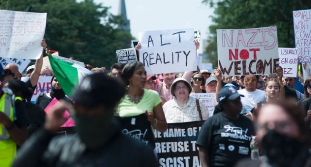 Grande manifestation contre le racisme à Boston une semaine après Charlottesville