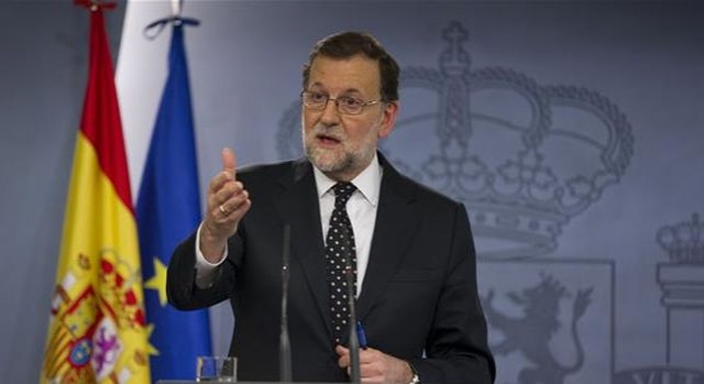 Madrid donne huit jours à Puigdemont pour renoncer à l'indépendance