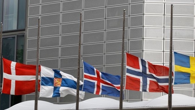 Norvège et Danemark rouvrent leur frontière en excluant la Suède