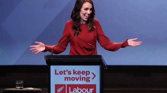 Ardern sort largement victorieuse des législatives en Nouvelle-Zélande