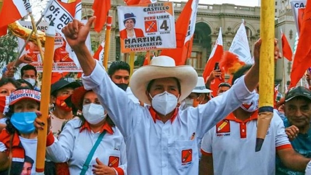 Présidentielle au Pérou: le novice Pedro Castillo et l'expérimentée Keiko Fujimori