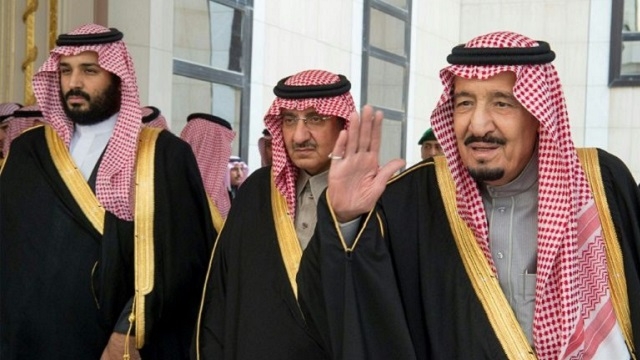 Arabie saoudite: trois princes arrêtés pour 