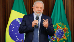 Champion de l'environnement et roi du pétrole, le paradoxe du Brésil de Lula