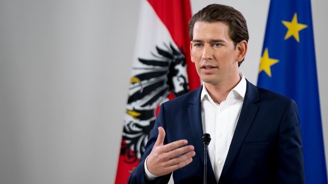 Autriche: après la victoire du conservateur Kurz, possible alliance avec l'extrême droite
