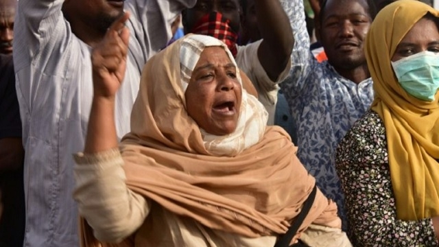 Soudan: le mouvement de contestation veut un gouvernement civil 