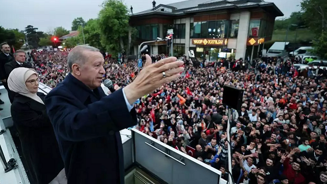 Réélu président, Recep Tayyip Erdogan appelle la Turquie 