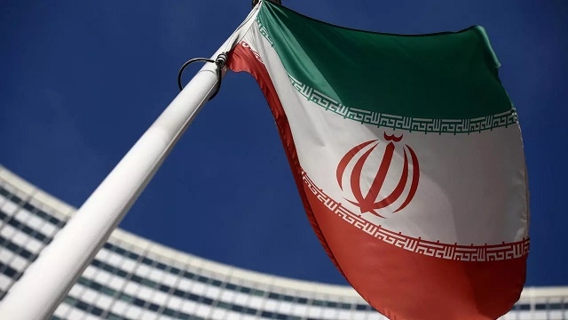 Les Etats-Unis lèvent les sanctions contre d'ex-représentants iraniens, une mesure 
