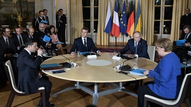 Poutine et Zelensky dialoguent mais actent leurs divergences à Paris