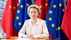 La présidente de la Commission européenne s'attaque à la dépendance énergétique sur fond de crise énergétique