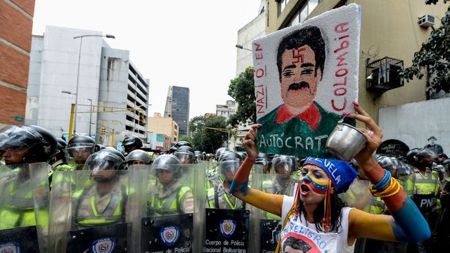 Sept millions de Vénézuéliens ont voté au référendum de l'opposition