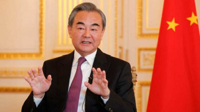 Le chef de la diplomatie chinoise présente 4 propositions pour promouvoir la coopération en Asie de l'Est