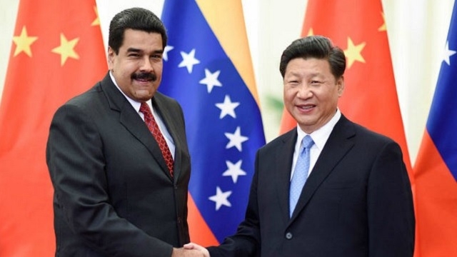 En Chine, Maduro rend hommage au 