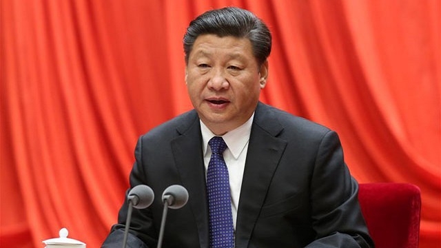 Chine: le président Xi au Xinjiang, loue 