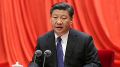 Chine: le président Xi au Xinjiang, loue