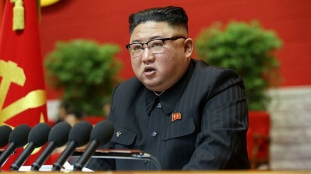 Corée du Nord: Le plan économique a échoué, dit Kim lors d'un congrès